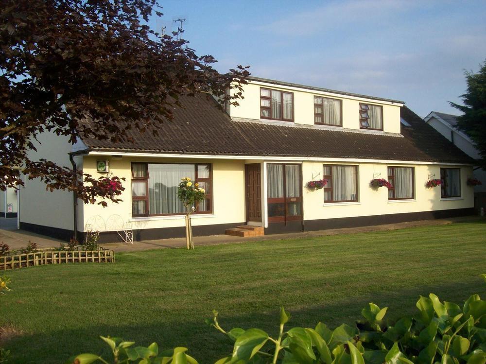 Hillview Self Catering Appartement Lusk Buitenkant foto