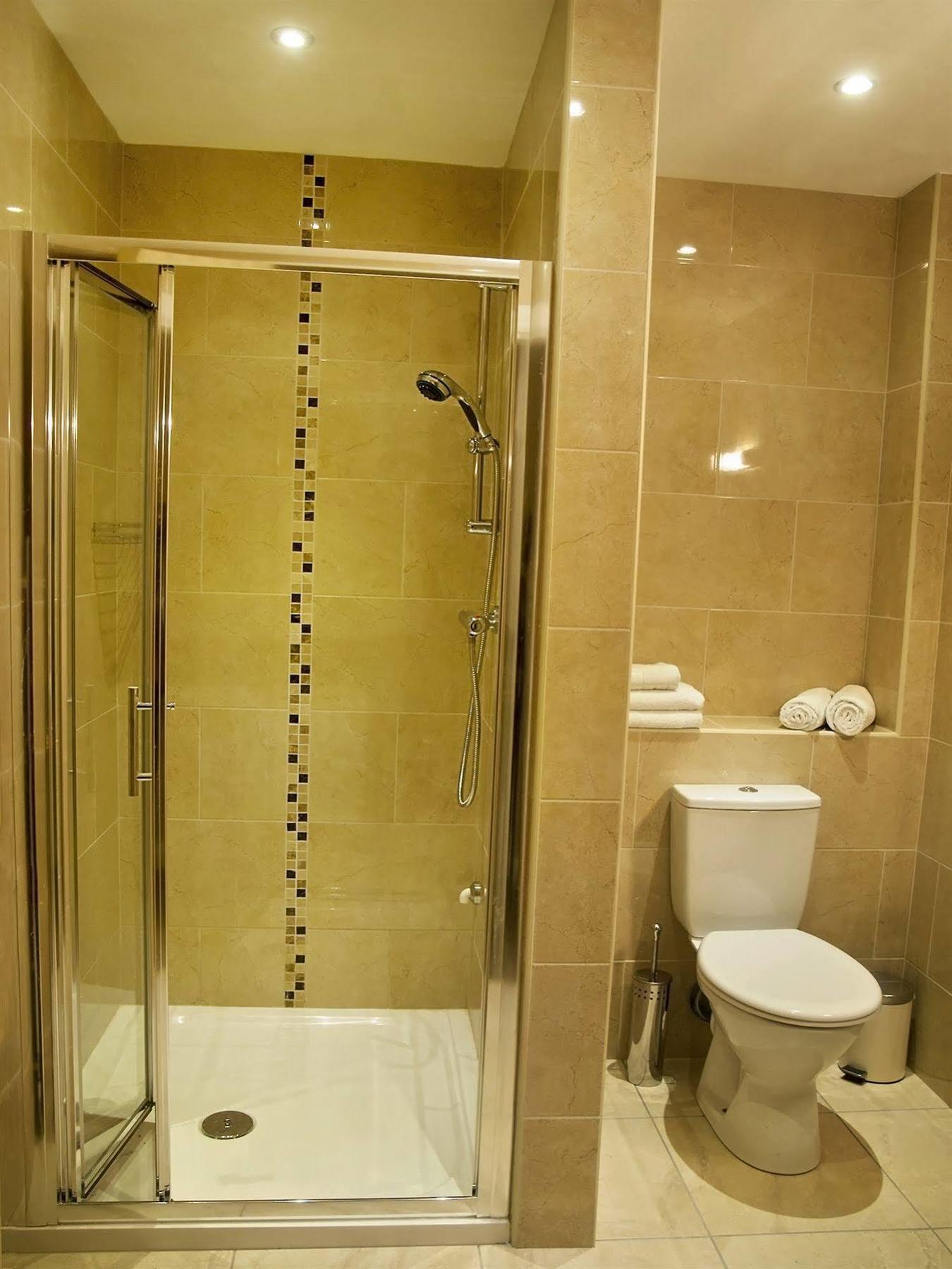 Hillview Self Catering Appartement Lusk Buitenkant foto